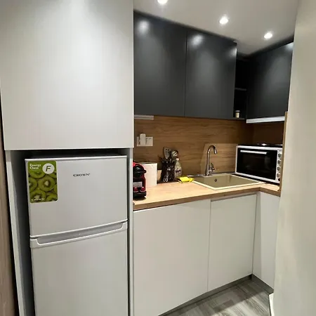 Kalvue 24 סלוניקי